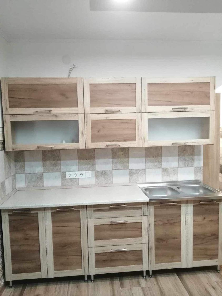 TŐLÜNK VÁSÁROLT KONYHABÚTOROK. ( NEM FÉNYES KATEGÓRIA )