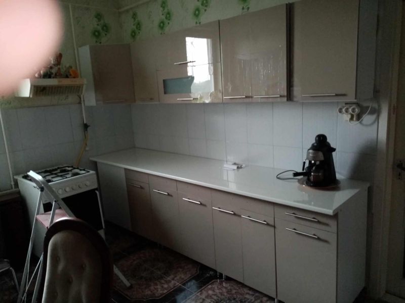 TŐLÜNK VÁSÁROLT KONYHABÚTOROK ( MAGASFÉNYŰ KATEGÓRIA)