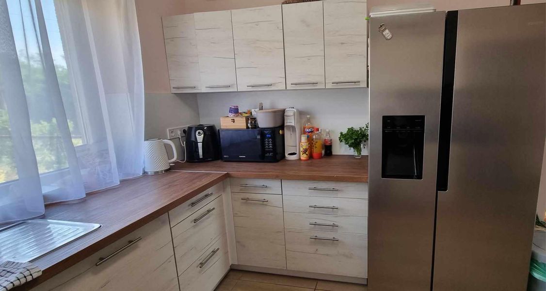 TŐLÜNK VÁSÁROLT KONYHABÚTOROK. ( NEM FÉNYES KATEGÓRIA )
