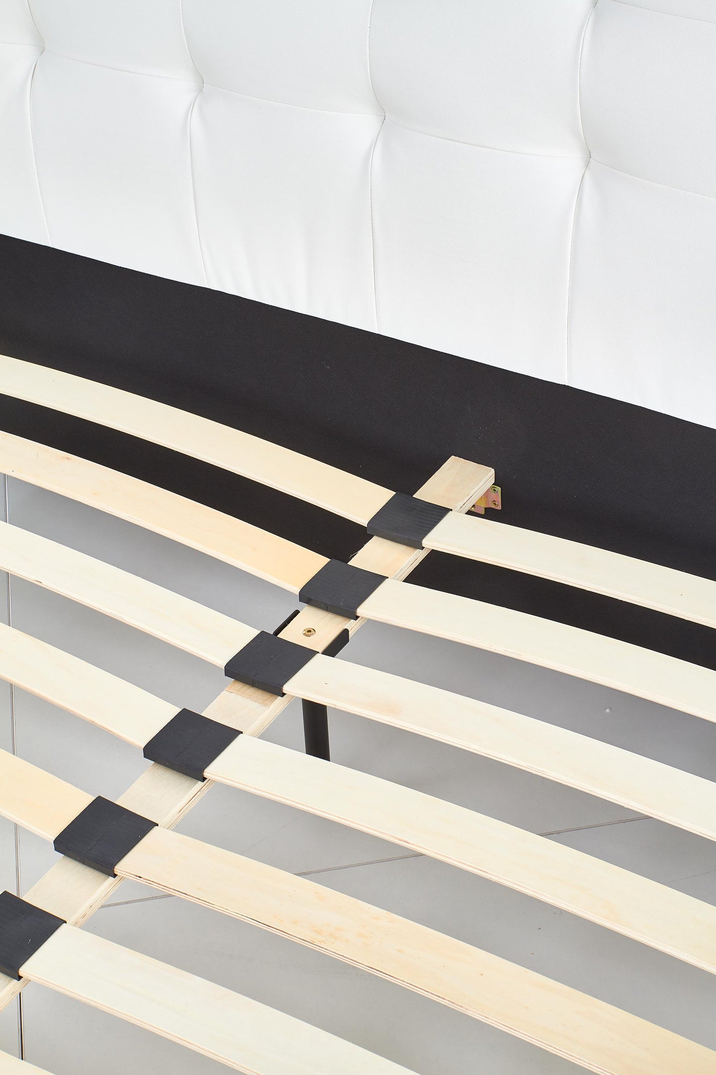 SAMARA ágy színe: fehér