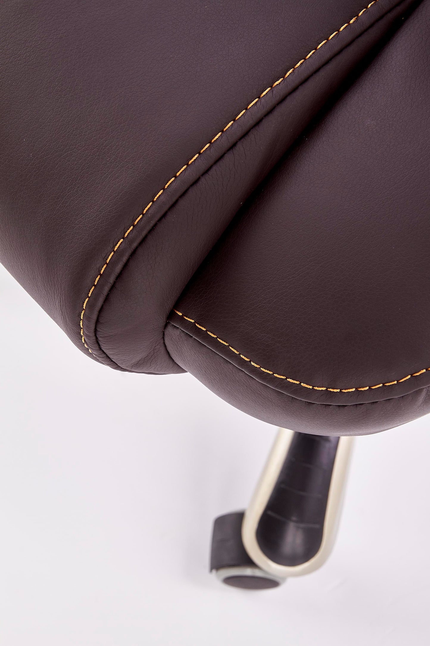 DESMOND szék színe: sötétbarna