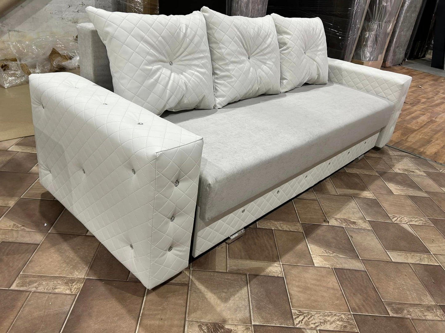 Diamond kanapé 100 féle kárpittal