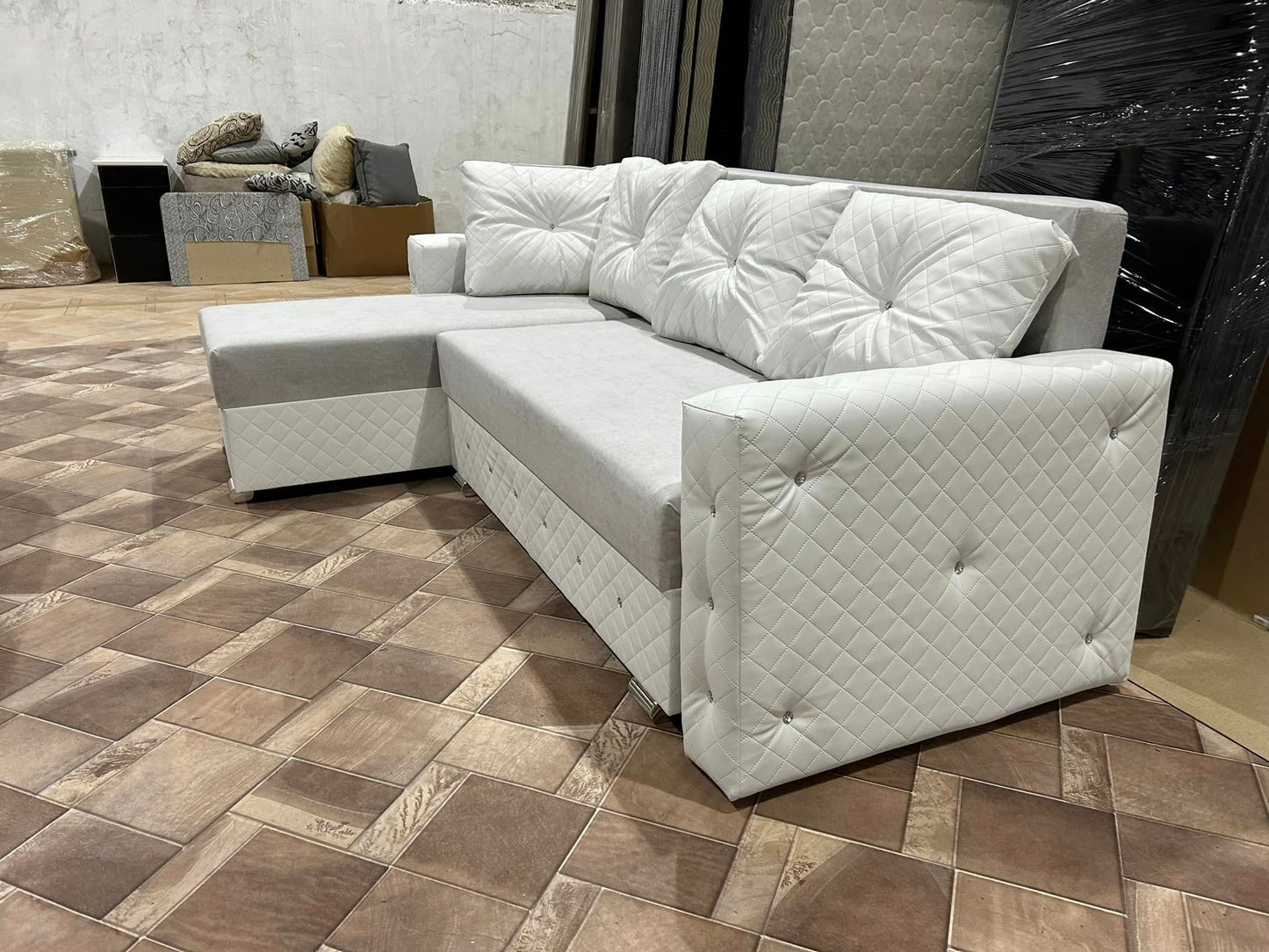 Diamond sarokülő 100 féle kárpittal