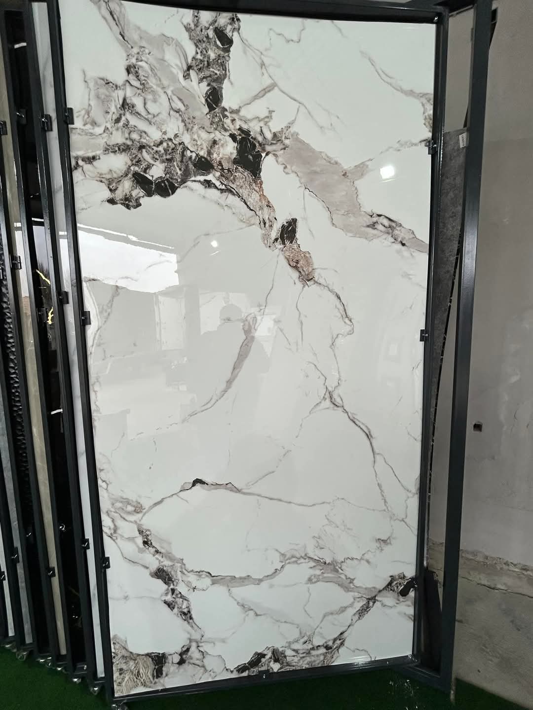 Pvc falpanel Havasi márvány