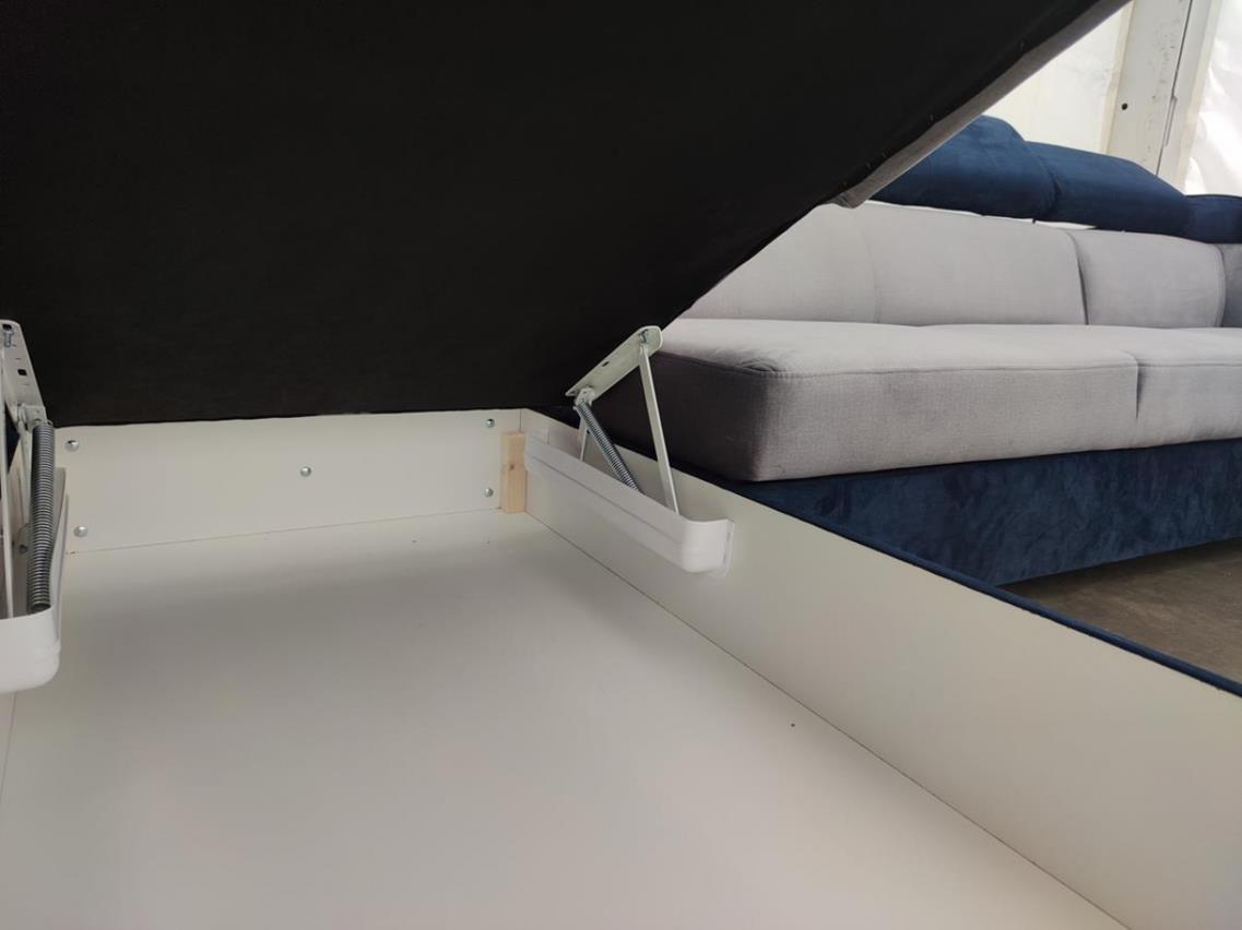 ELEMENTO L sarokülő