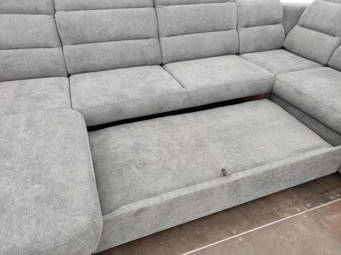 VIRGINIA U U sarokülő