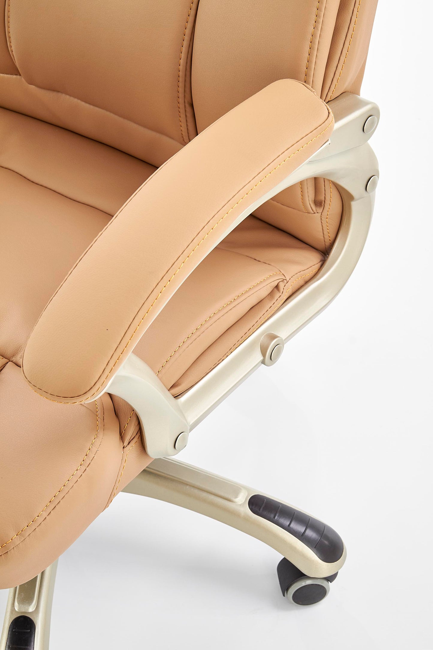 DESMOND szék színe: bézs