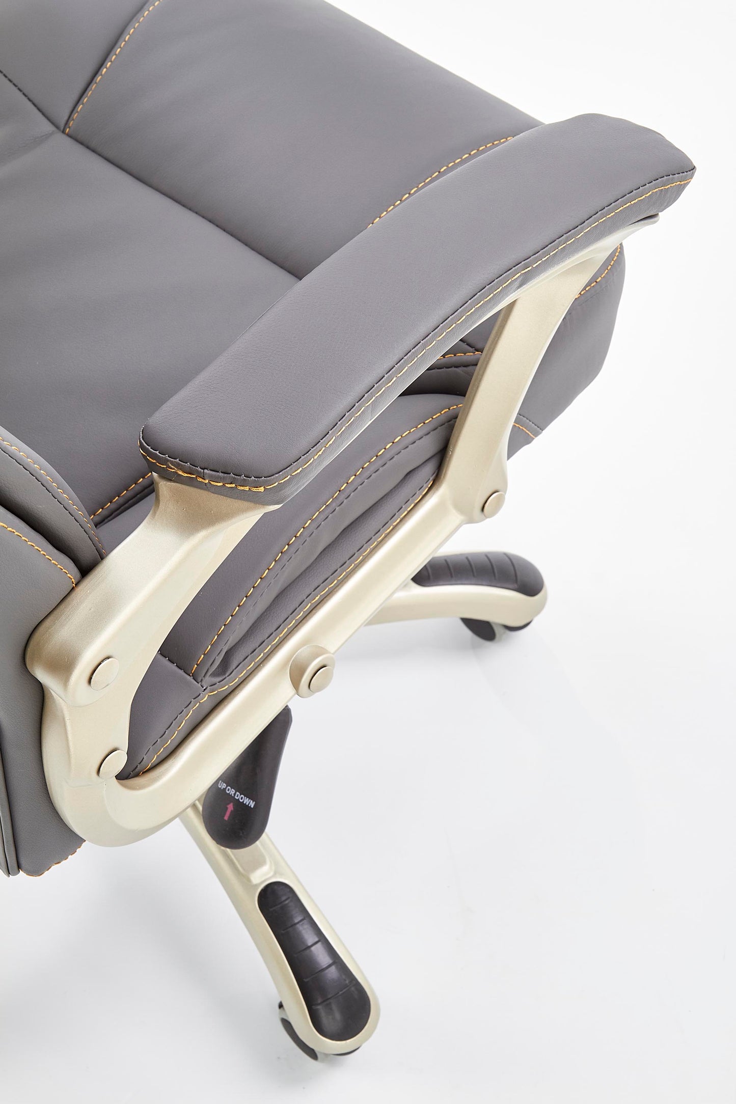 DEMSOND szék színe: szürke