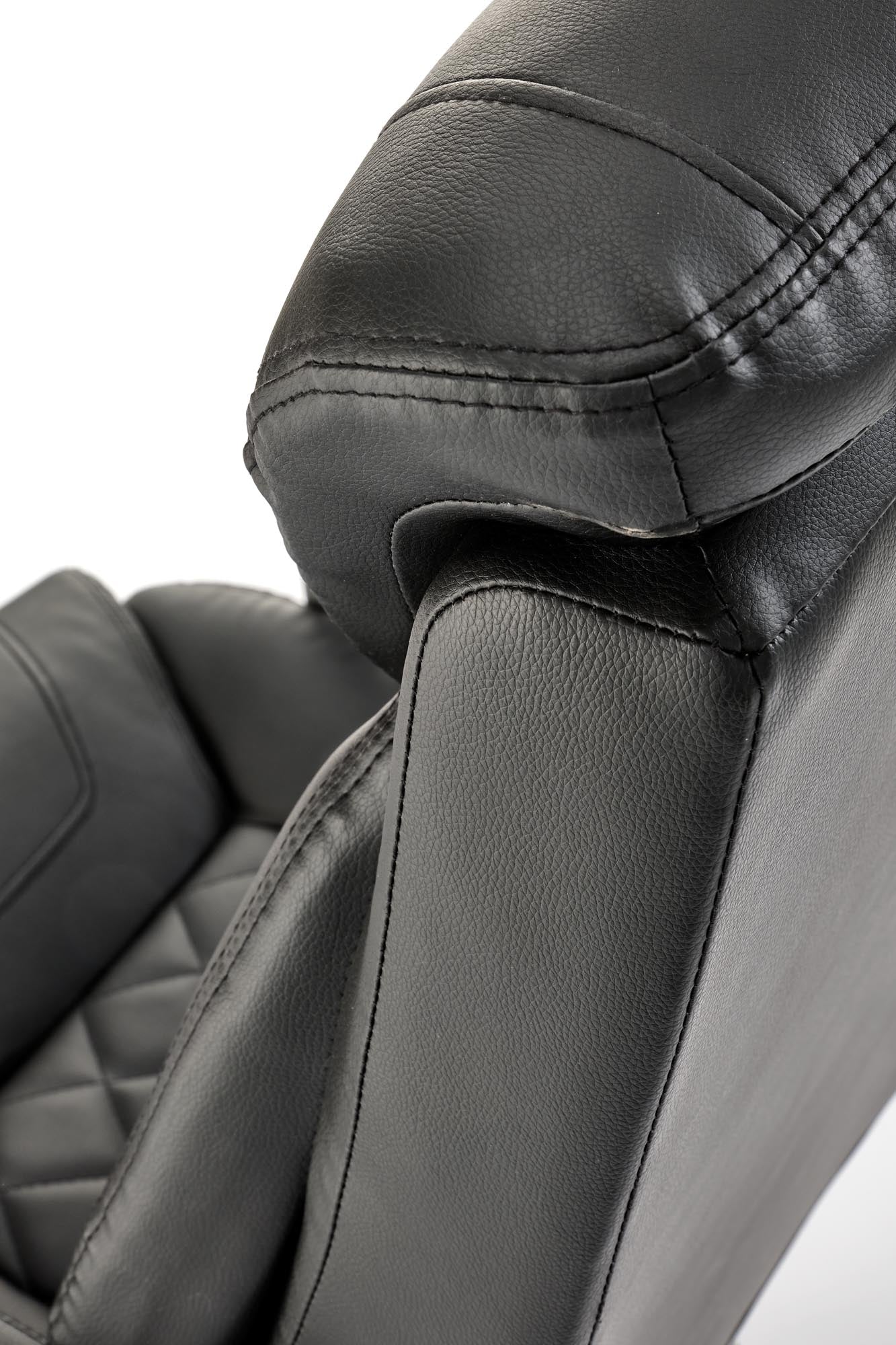 HELDER vezetői szék: fekete