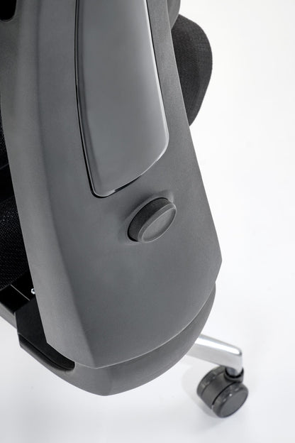 MARCUS irodai szék fekete