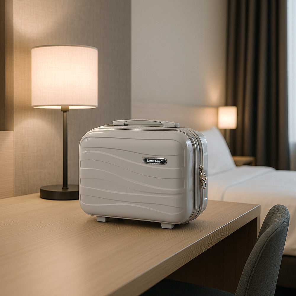 TraveLux Voyager IV gurulós bőrönd szett szürke