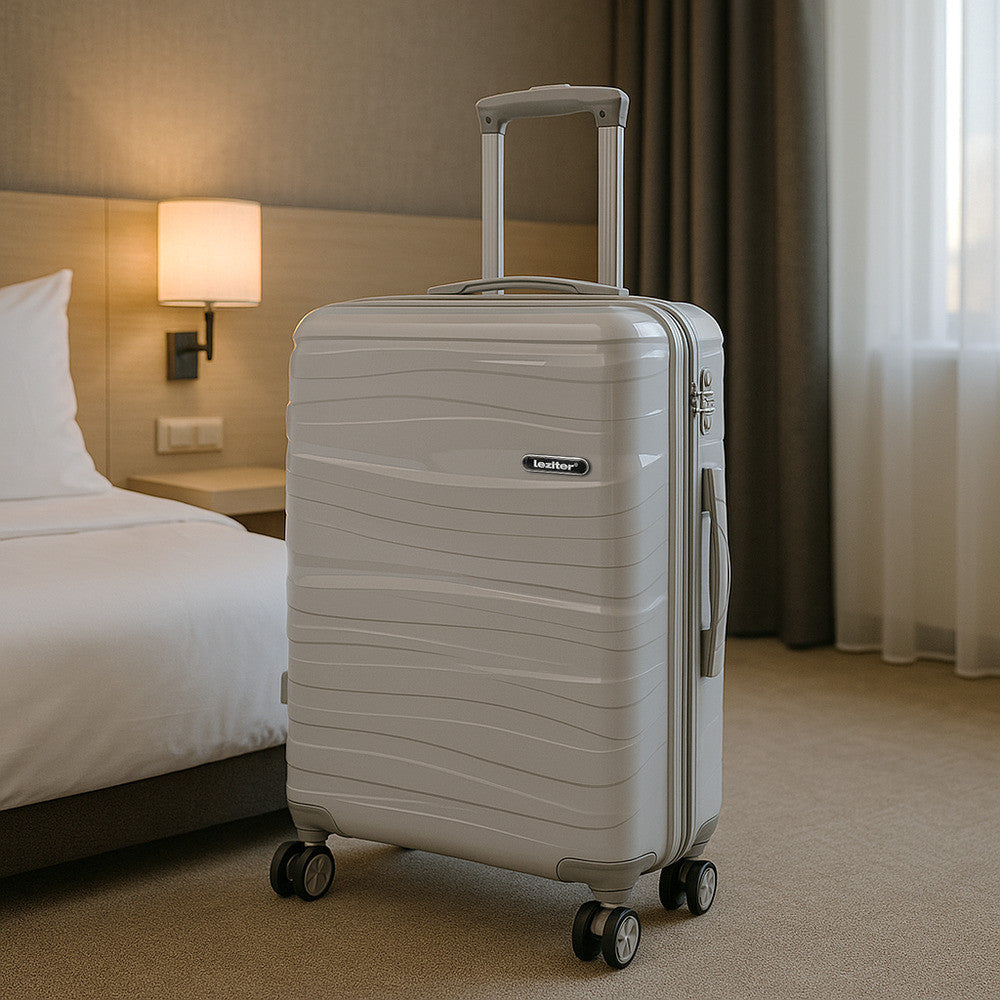 TraveLux Voyager VIII gurulós bőrönd szett szürke