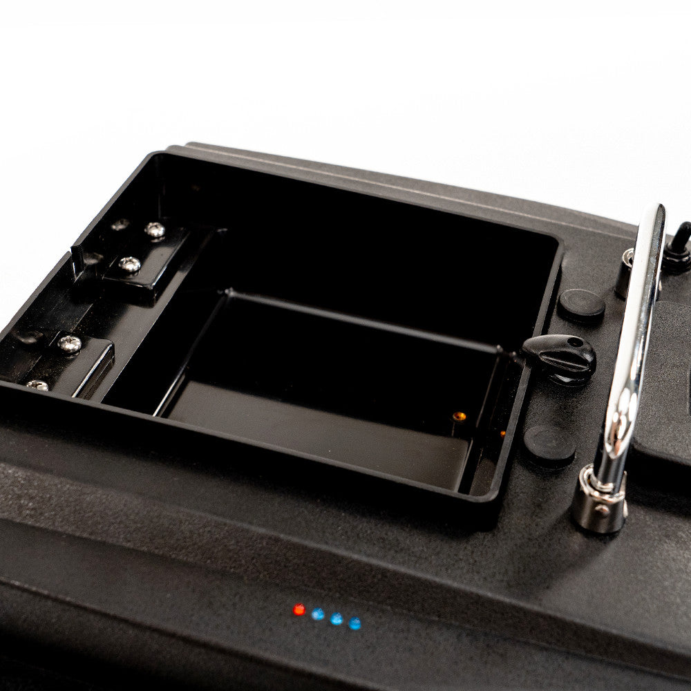 Etetőhajó X1 hátrakidobós fekete_8